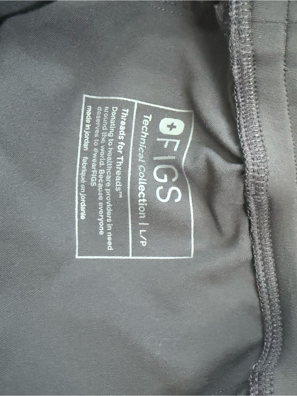 Figs Women’s L scrubs - Picture 5 of 5